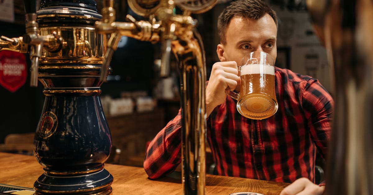 découvrez les musées de la bière à travers le monde, explorez l'histoire, la culture et les techniques de fabrication de cette boisson emblématique.