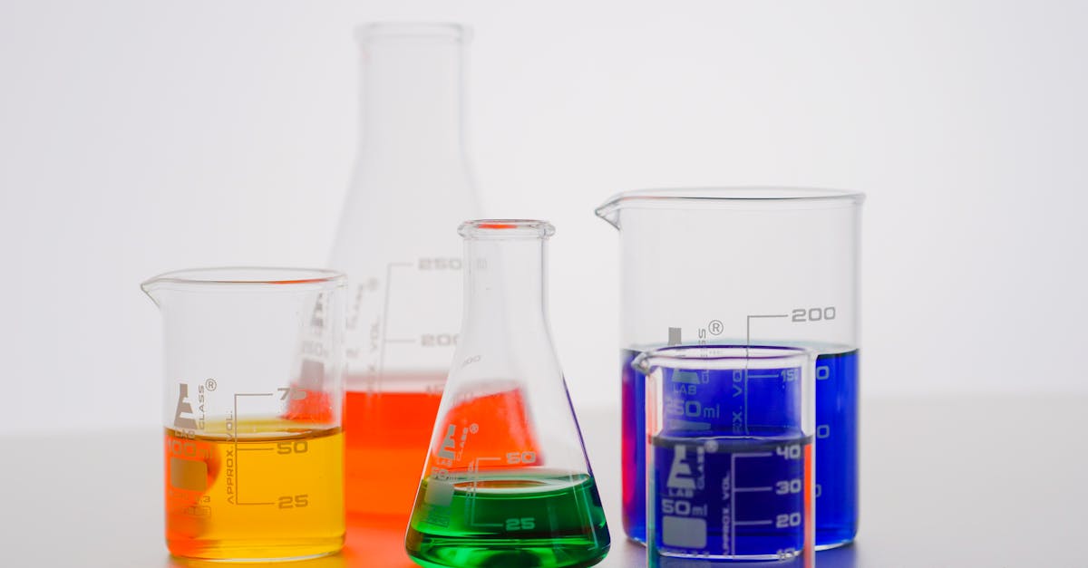 découvrez notre sélection élégante de produits en verre pour la maison : verres, carafes, et accessoires de qualité pour sublimer vos boissons.