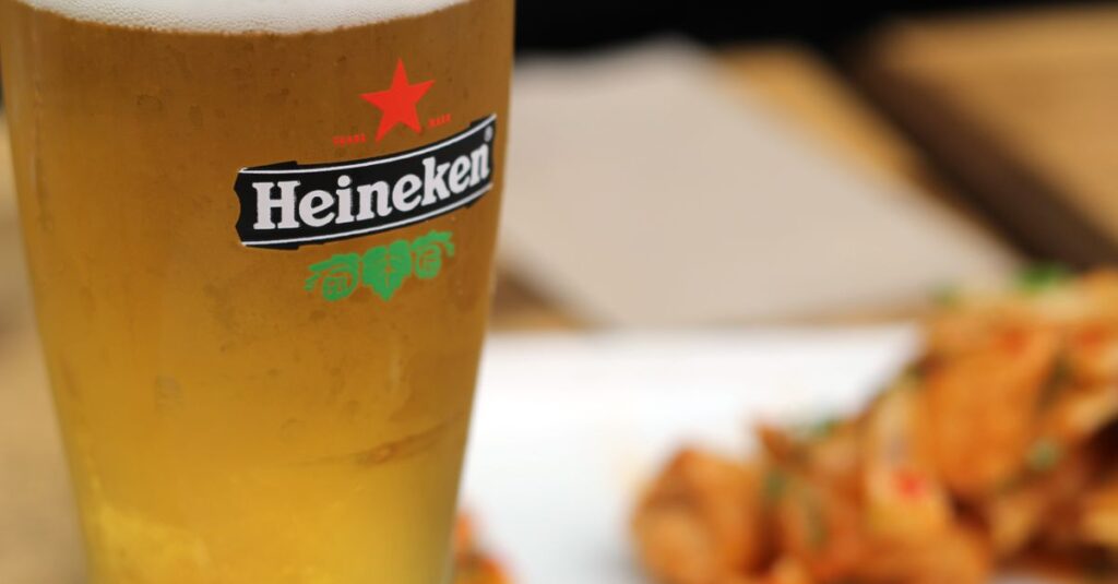 découvrez nos conseils pour réussir l'accord parfait entre bières et plats, et sublimer vos dégustations.