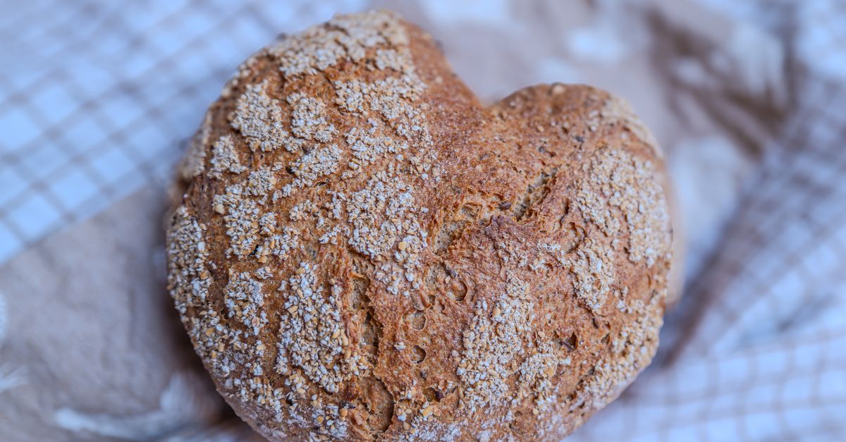 découvrez notre pain au grain épuisé, une délicieuse manière de recycler les restes de céréales pour un goût unique et une texture parfaite.